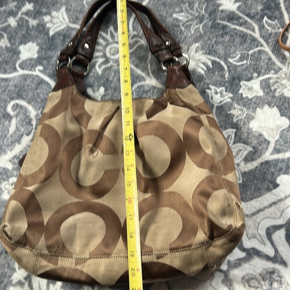 Large Coach satchel. See pics for wear on corners and straps - Picture 13 of 13